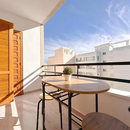 Apartment Gases 24 *